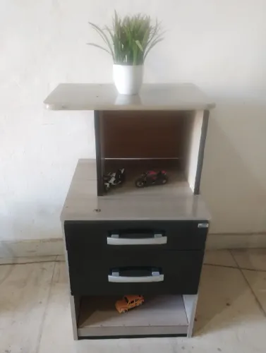 Faço a entrega mesinha de cabeceira madeira mdf