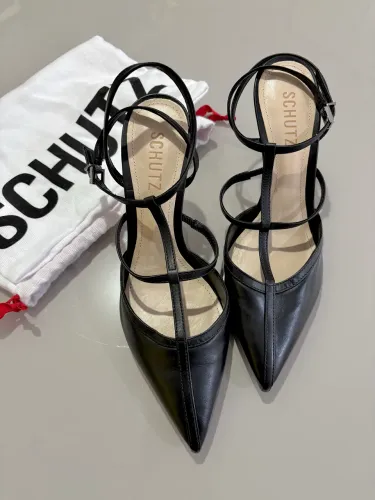 Scarpin Schutz 