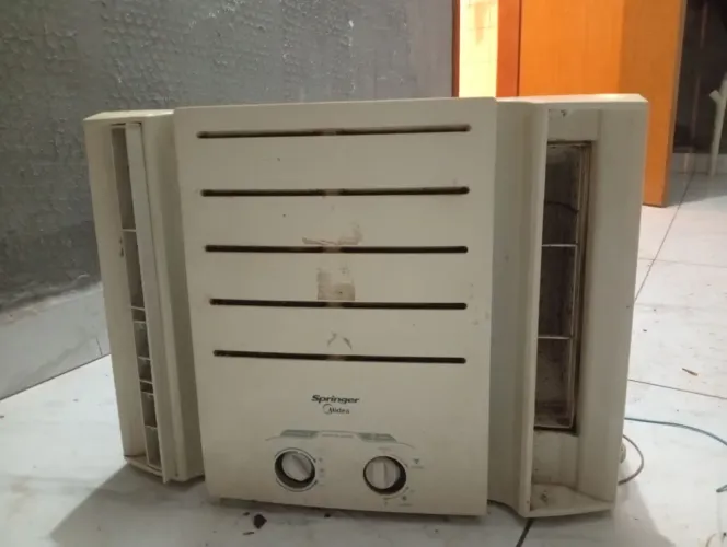Ar condicionado de janela