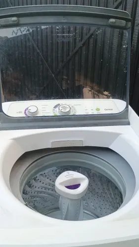 Máquina de Lavar Roupas Consul Cesto de Inox 12-Kg ?