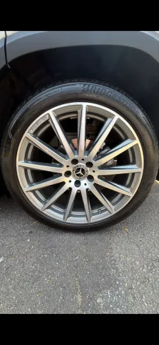 Rodas Mercedes Benz. Mod AMG Novas com pneu