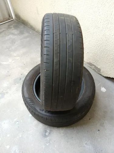 2 Pneus Dunlop 205/60 R16