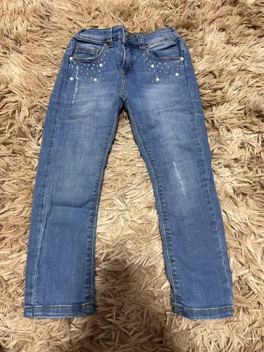 Calça jeans para menina
