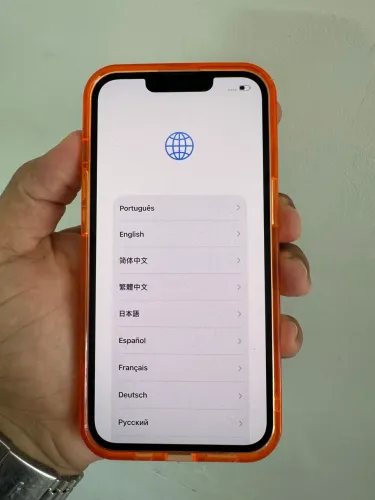 iPhone 13 