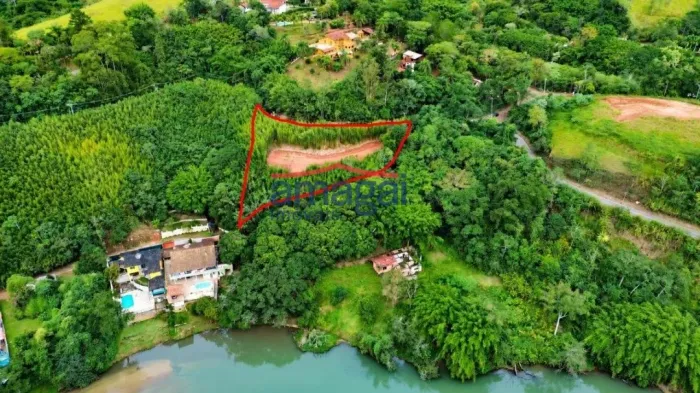 Terreno à venda em Santa Branca