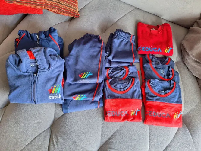 Vendo uniformes Colégio Ceduca
