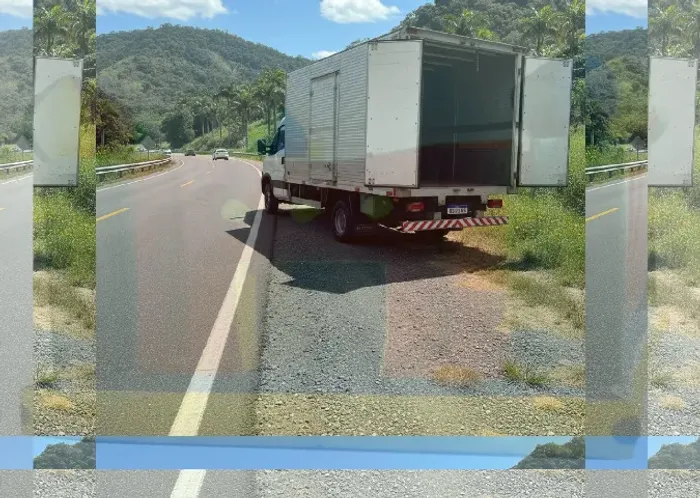 Frete Bau para Ponta Negra, Centro, Aleixo e mais! Contato: 92?9?8856?2031