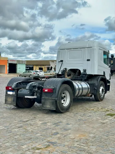 Scania P340 2011 Impecável