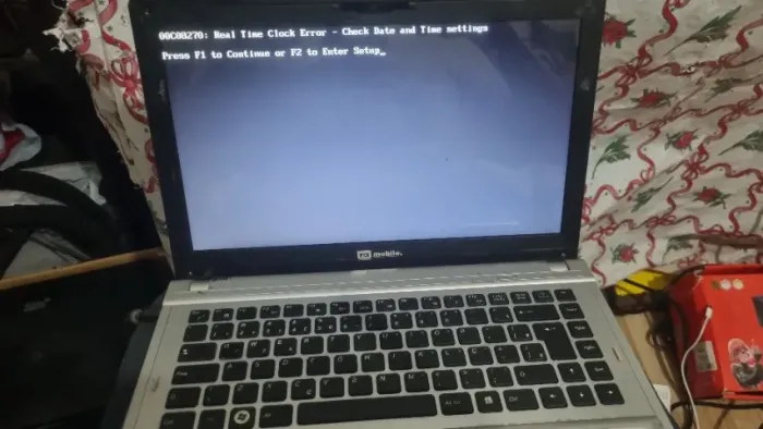 Vendo lote de notebook antigos pra uso ou peças Leia tudo 