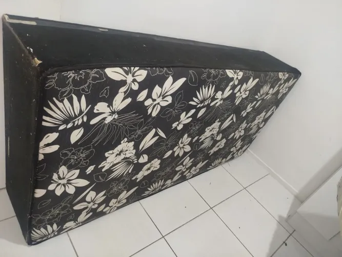 Cama de solteiro