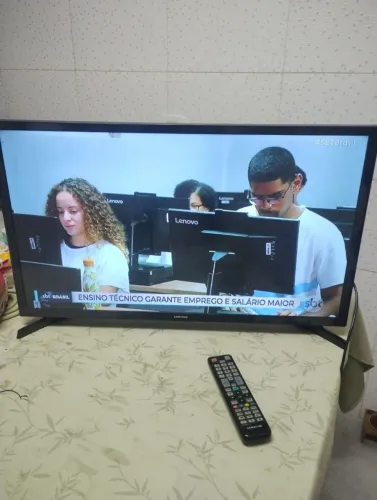 TV 32 Samsung modelo UN32J4000AG