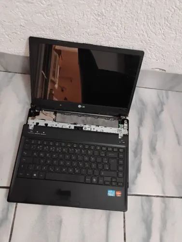 Notebook LG Para Retirar Peças 
