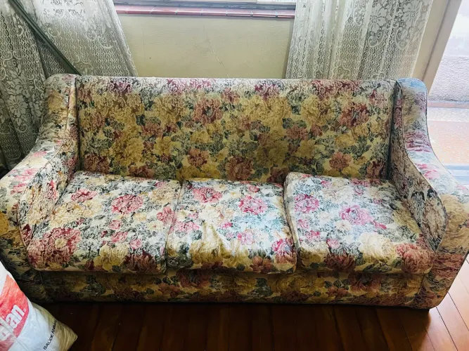 Sofá florido 2 e 3 lugares