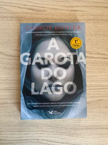 LIVRO GAROTA DO LAGO