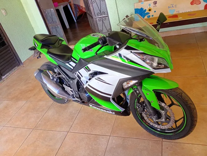 Kawasaki Ninja 300 ABS R$18.000,00