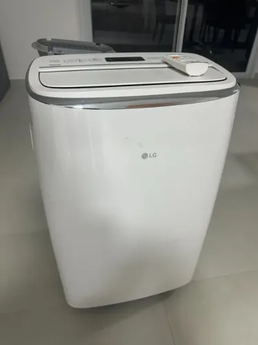 Ar-Condicionado Portátil LG Dual Inverter 14.000 BTUs Wi-Fi c/ Alexa - Excelente Estado