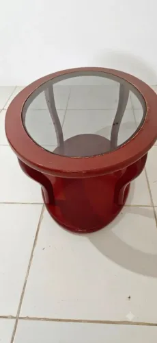 Mesa de Centro Oval em Madeira com Tampo de Vidro