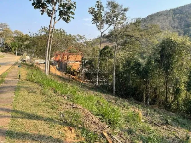 PETRóPOLIS - Terreno Padrão - Itaipava