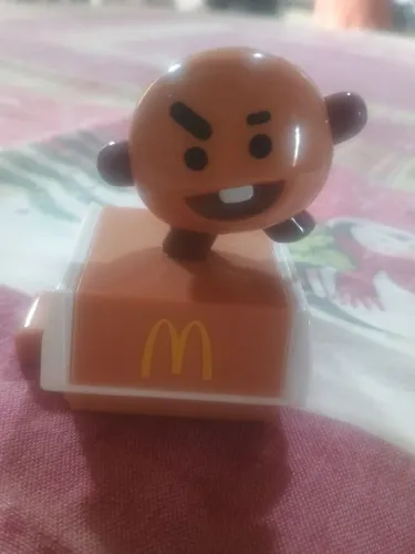 Boneco colecionável Shooky bt21 - McDonald's