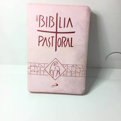 Bíblia pastoral Paulus Editora com zíper