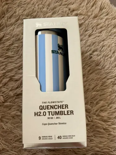 Copo Stanley - Quencher H2.0 Tumbler - 887ml