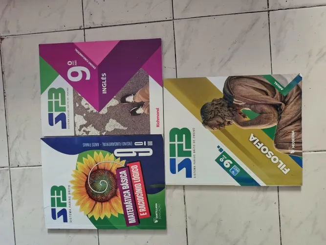 Livros do 9° Ano do Sistema Farias Brito (SFB)