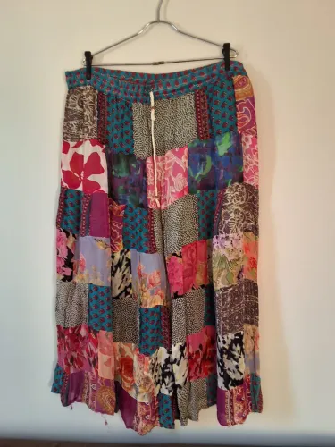 Saia midi patchwork peça única