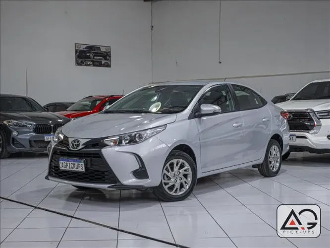 Toyota Yaris XS Connect 1.5 Flex 16V 5P AUT 2023