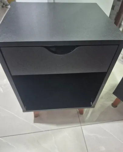 Mesinha de cabeceira