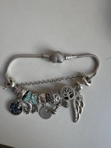 Pulseira dê berloques em prata 925