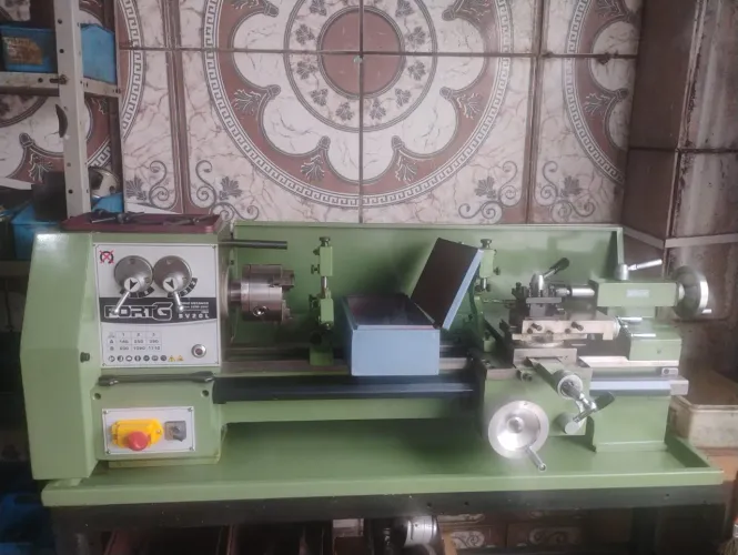 Torno mecânico de bancada FORTG BV20L completo