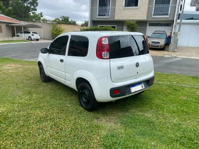 Fiat Uno Vivace 1.0 EVO Fire Flex 8V 3P 2014