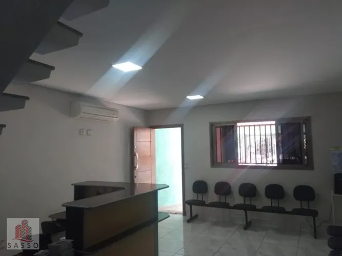 Alugo casa com 4 quartos no Belém