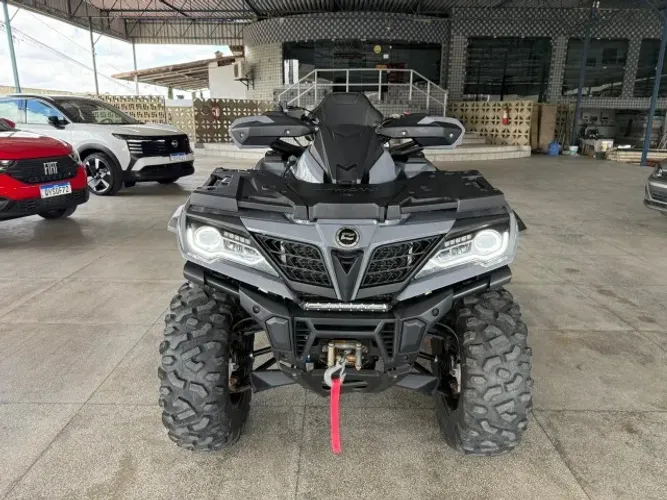 Quadriciclo CForce 1000 2022/2022