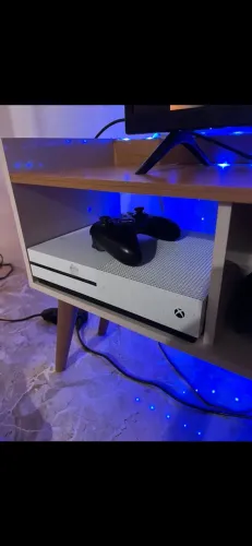 Vendo Xbox one 1TB