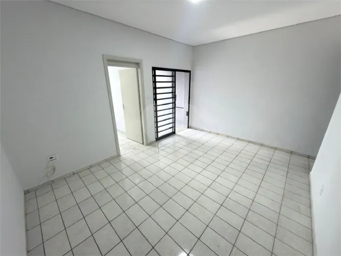 Casa com 2 quartos à venda ou para locação em Cidade alta - SP