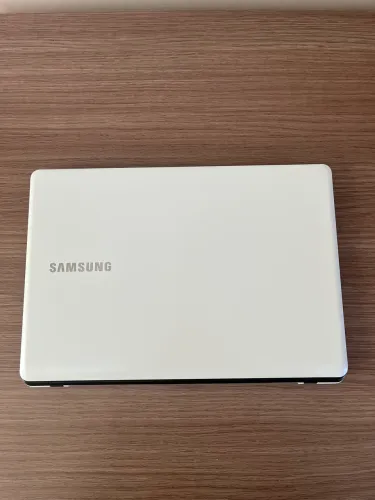 Notebook Samsung i3 5ª Geração | SSD 240GB | 8GB RAM | Windows 11 Ativado 