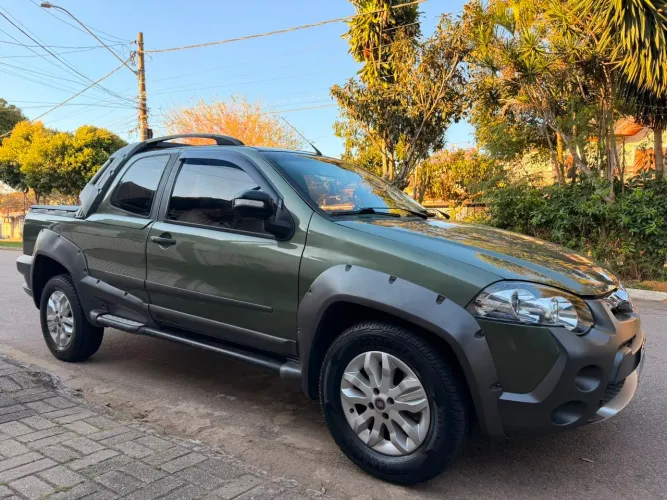 Fiat Strada Adventure1.8/ 1.8 Locker Flex CD 2013