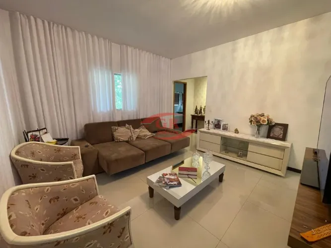 Casa em Condomínio à venda, 5 quartos, 2 suítes, 4 vagas, Retiro Do Chale - Brumadinho/MG