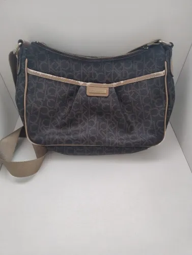 Bolsa Calvin Klein para reparo 