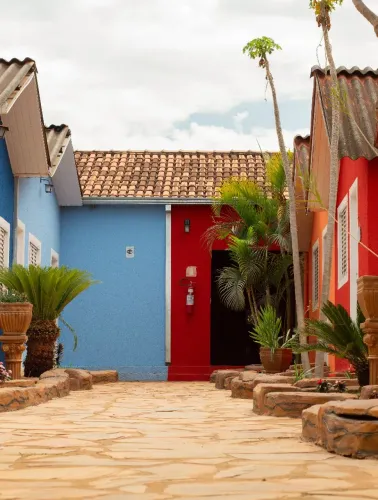 Aluguel de suítes mensal / Pousada Villa Cerrado