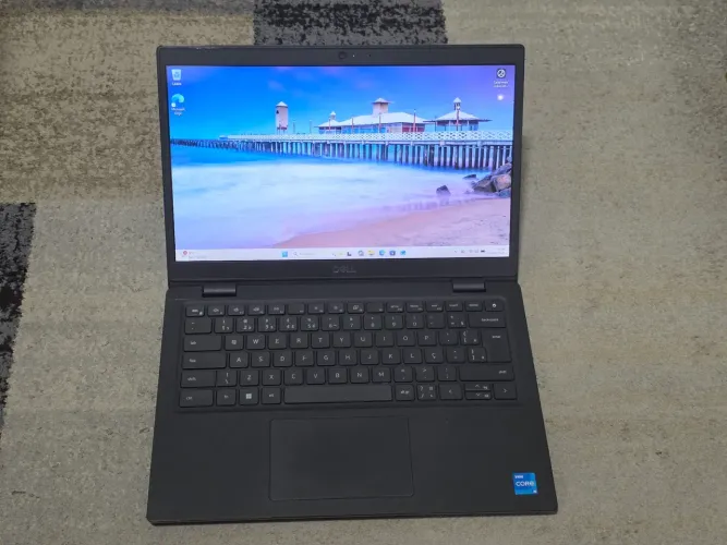 Notebook Dell Latitude 3420 i5 11th 1135G7 16GB RAM 256GB SSD - Tela 14"