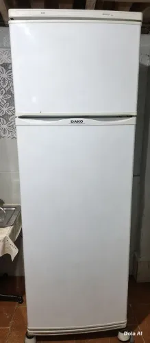 VENDO GELADEIRA DAKO 380 LITROS