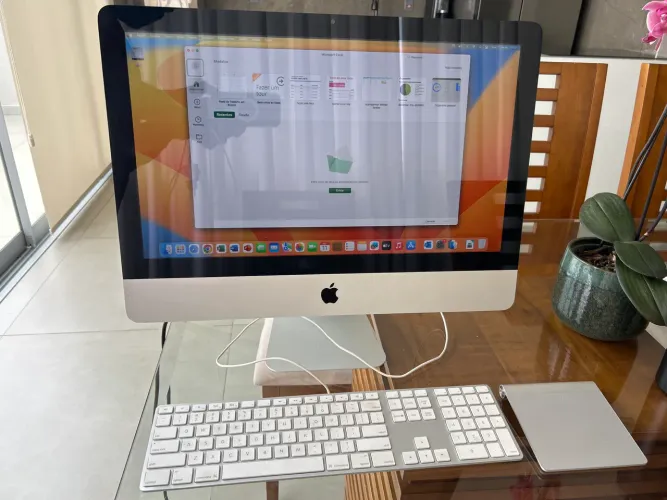 Desktop IMAC APPLE 21.5 polegadas 