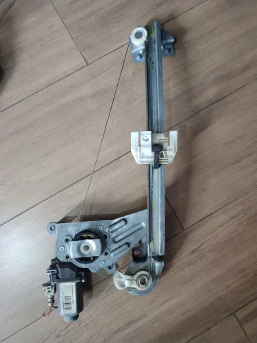 Máquina do vidro traseiro esquerdo Peugeot 206/207