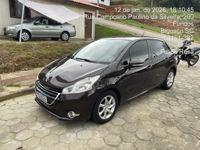 Peugeot 208 Active/active Pack 1.5 Flex 8V 5P 2014