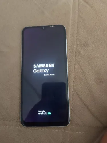 Celular M13