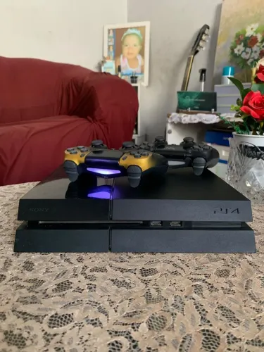 PS4