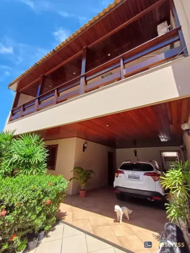 Casa duplex à Venda com 7 quartos, Centro, Campos dos Goytacazes, RJ