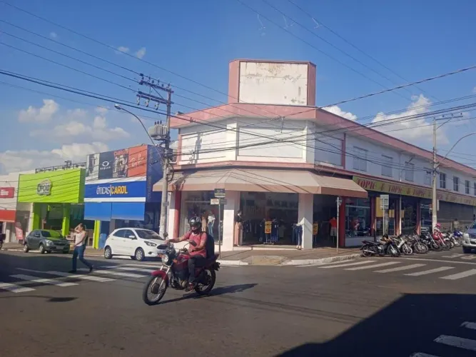 Salão à venda em Sumaré, Centro, com 2084.95 m²